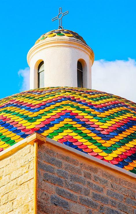 Cupola della Chiesa di San Paolo Apostolo Chiesa nella città vecchia di Olbia